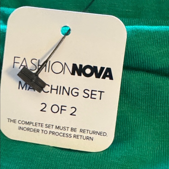 Fashion Nova Another Time‎ double lined maxi skirt in Emerald Green Sz M new - Picture 9 of 9
